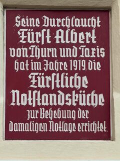 Jeden Tag für bis zu 300 Personen Armenspeisung