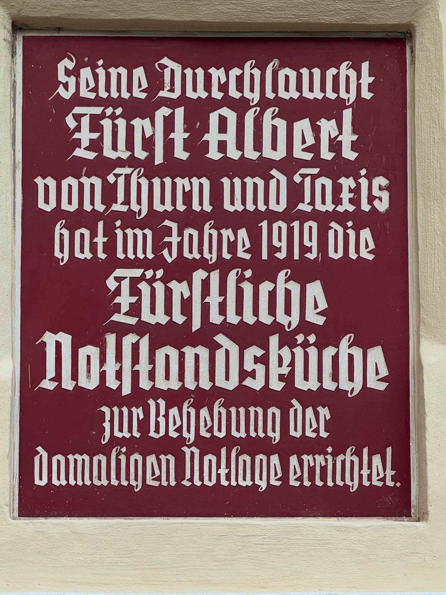 Jeden Tag für bis zu 300 Personen Armenspeisung